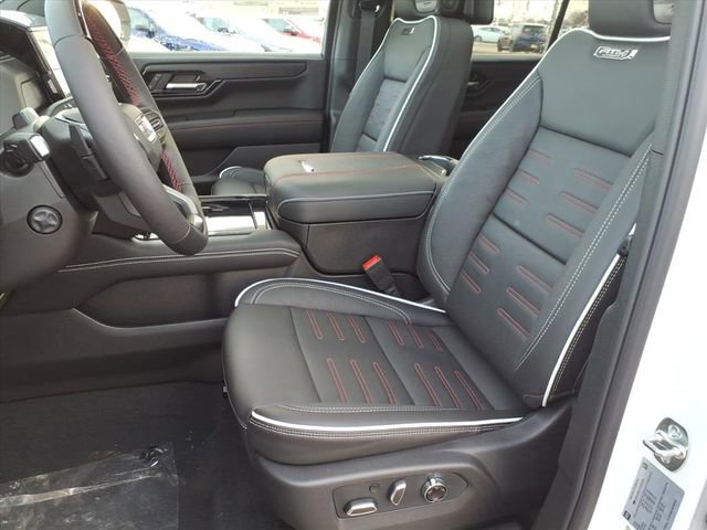 New 2026 GMC Yukon XL AT4 Ultimate AWD/4WD image 5