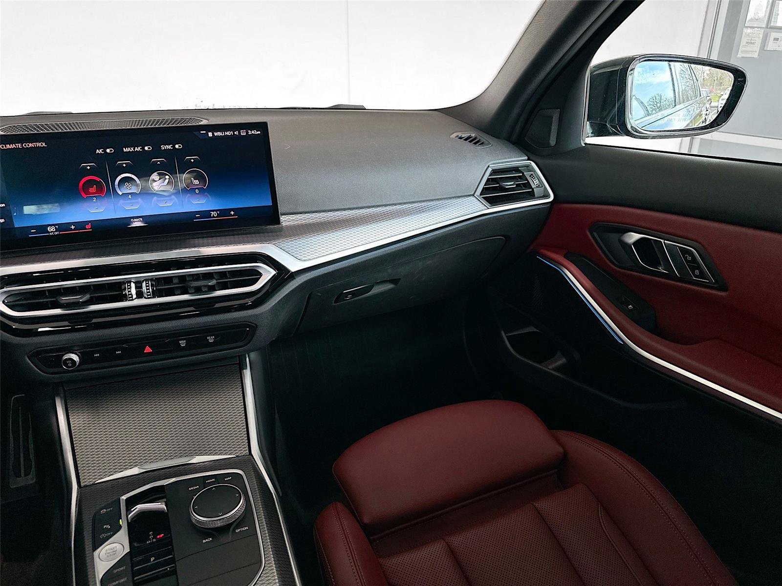 Certified 2023 BMW 330i xDrive Sedan w/ M Sport Package image 24