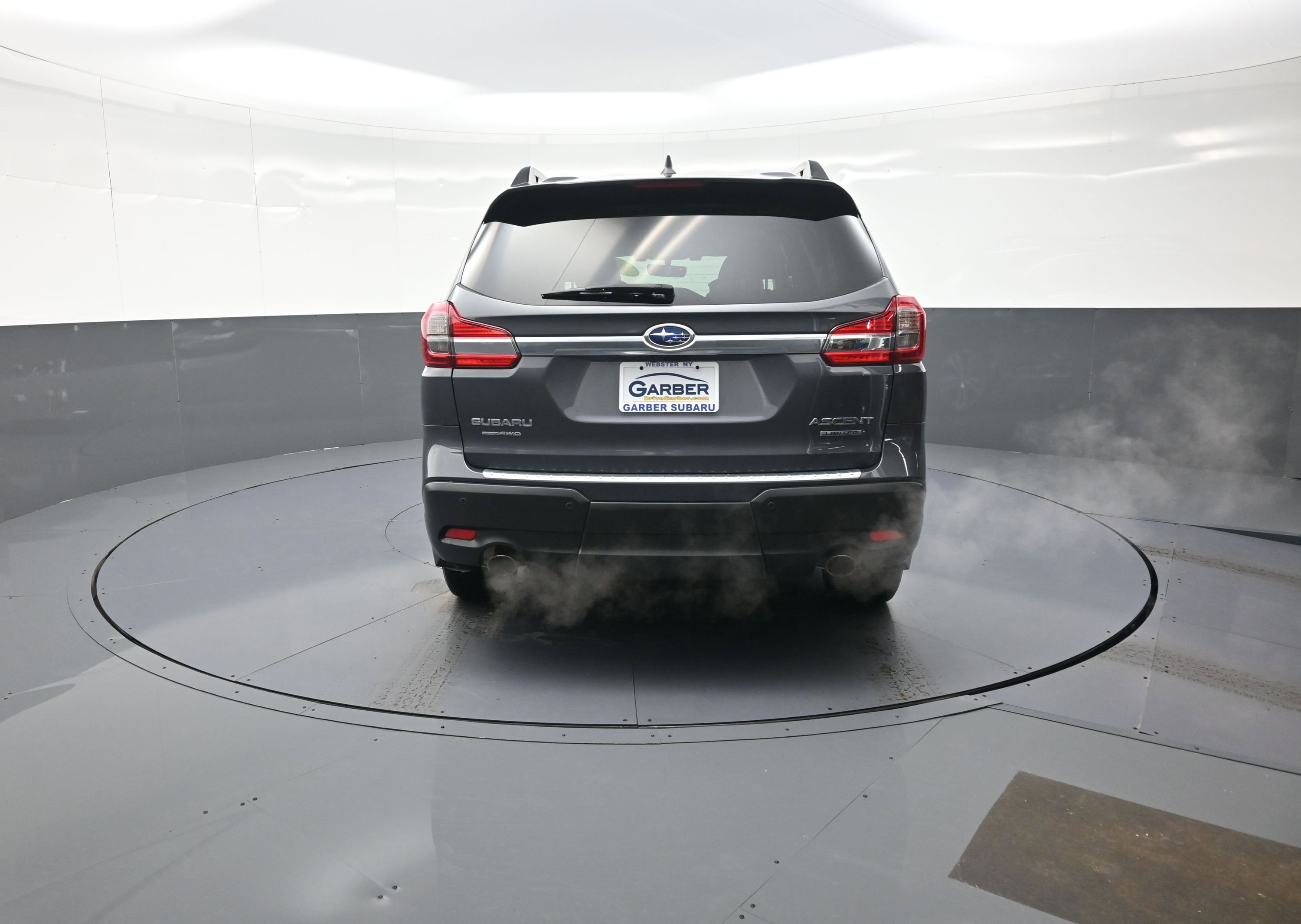 Used 2022 Subaru Ascent Limited image 4