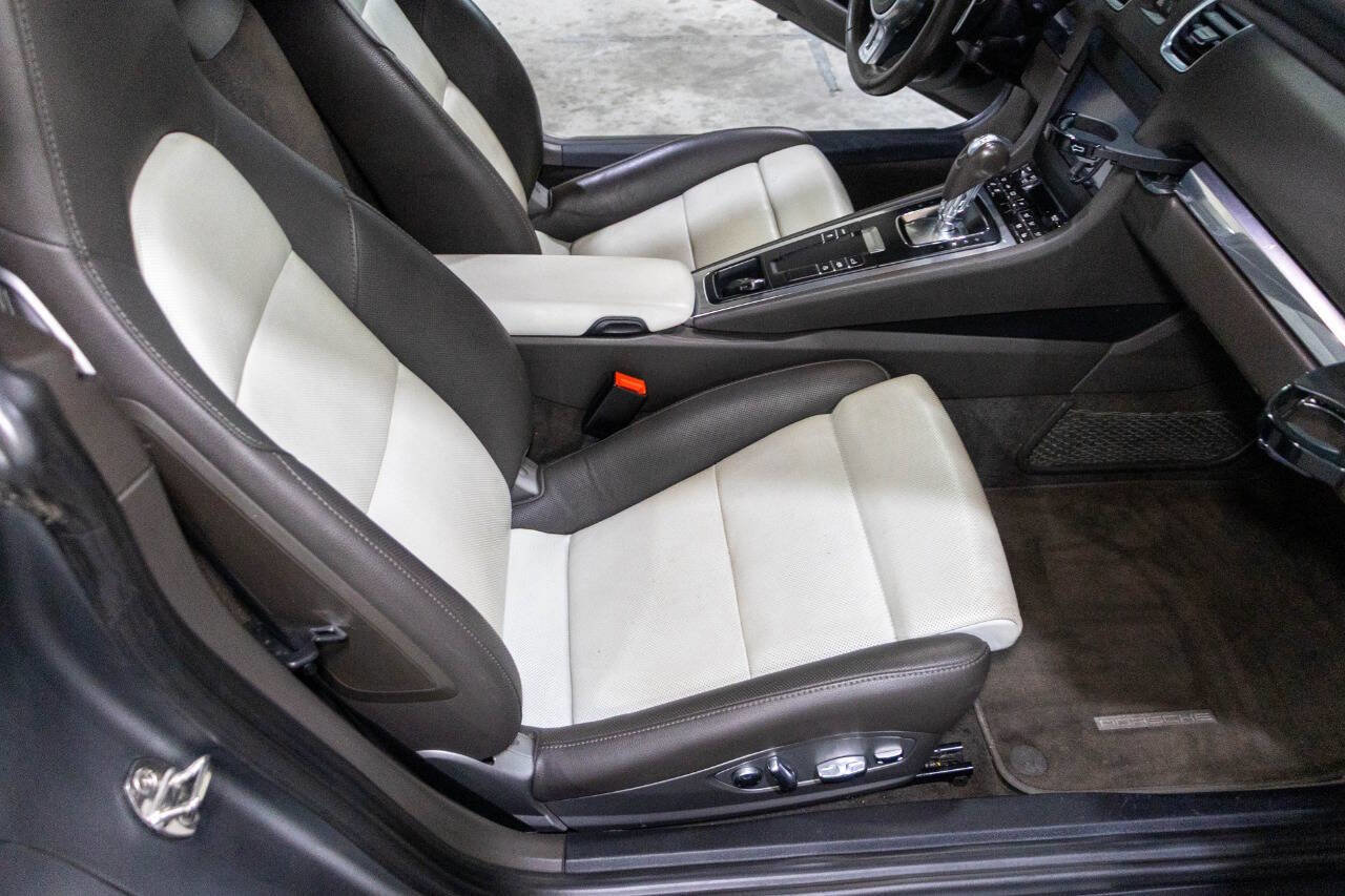 Used 2015 Porsche Cayman S RWD image 29