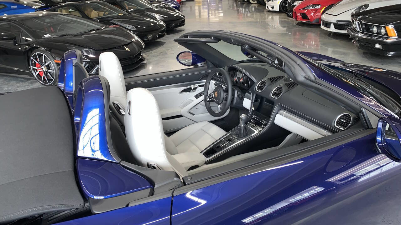 Used 2025 Porsche 718 Boxster GTS image 28