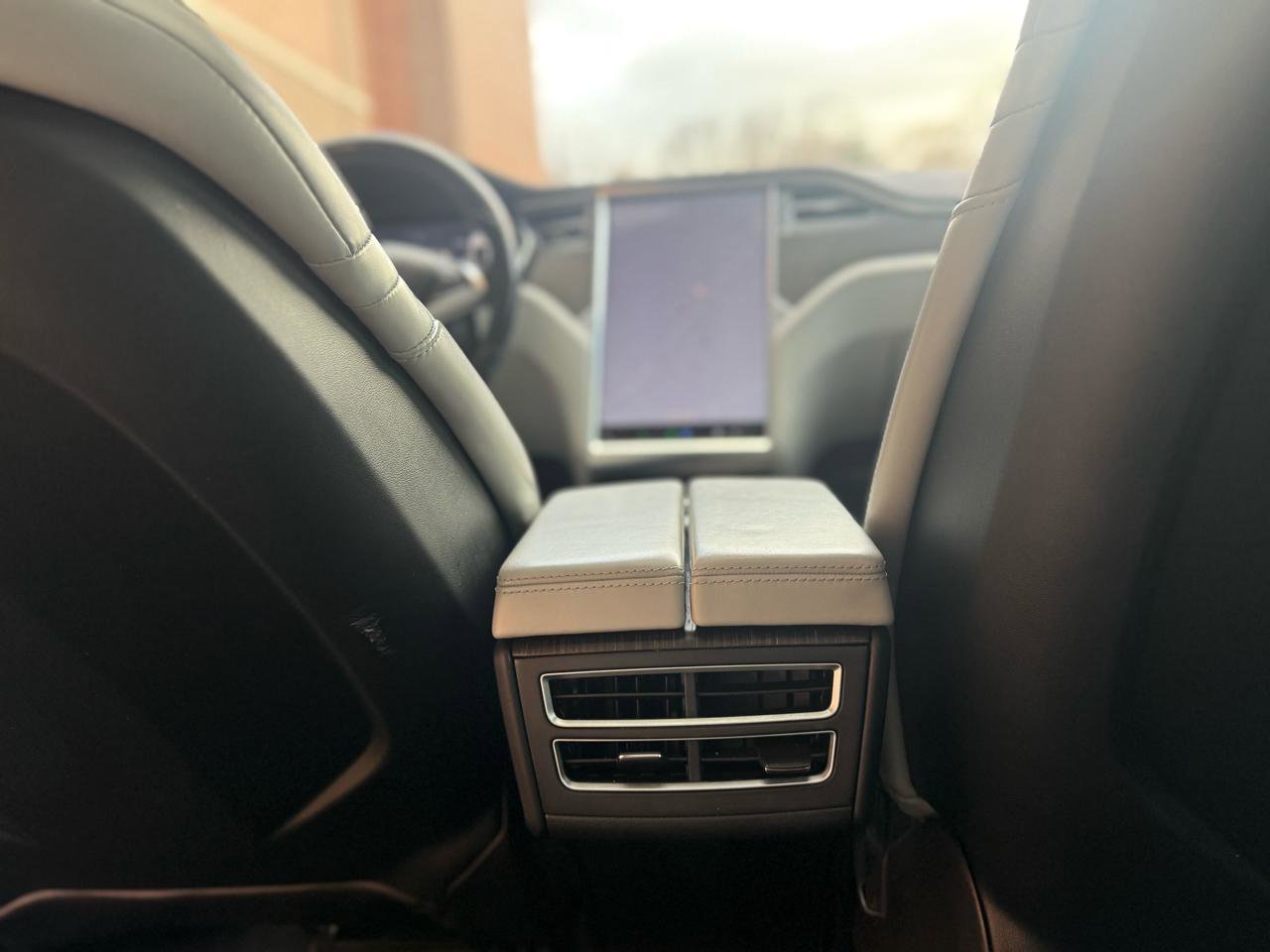 Used 2016 Tesla Model S 85D image 36