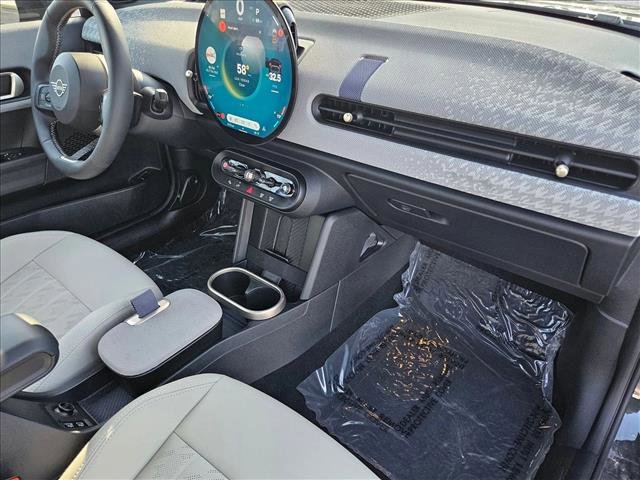 Certified 2025 MINI Cooper S FWD image 19