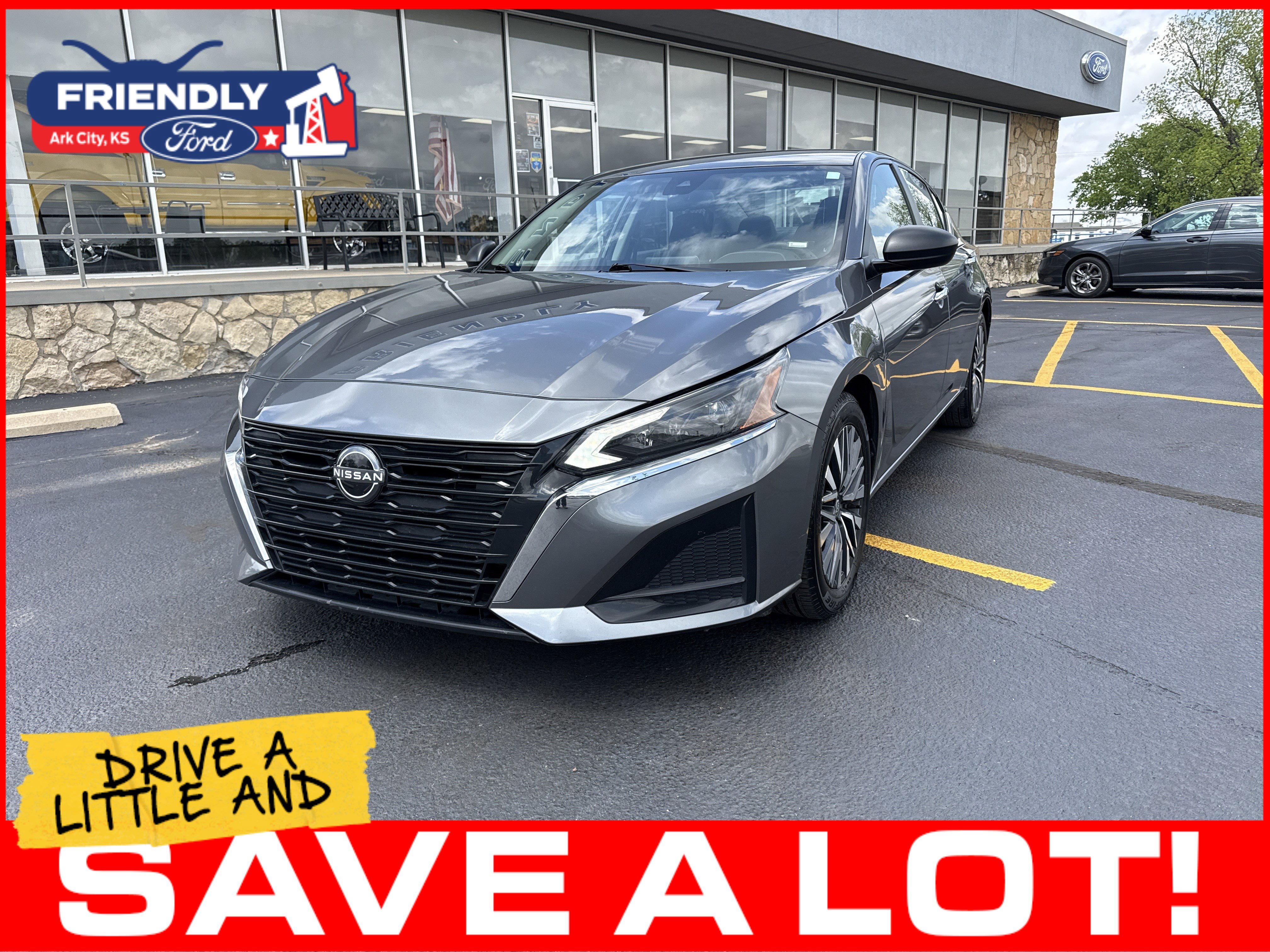Used 2024 Nissan Altima 2.5 SV