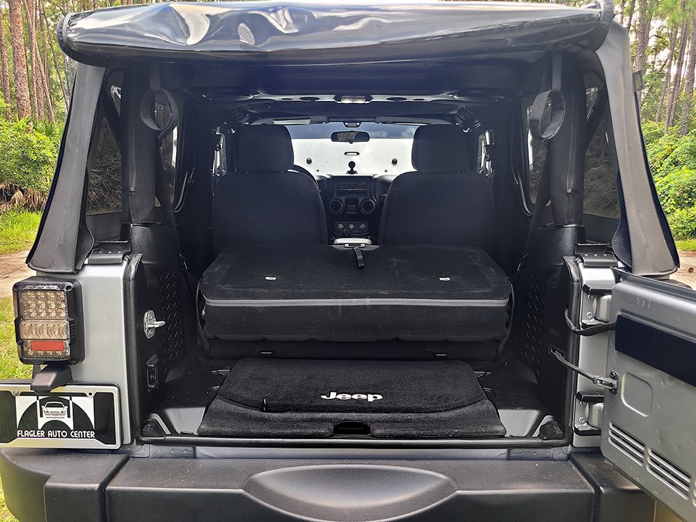 Used 2013 Jeep Wrangler Sport AWD/4WD image 20