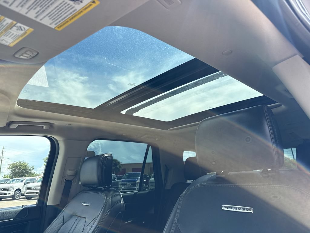 Used 2019 Ford Expedition Platinum AWD/4WD image 8
