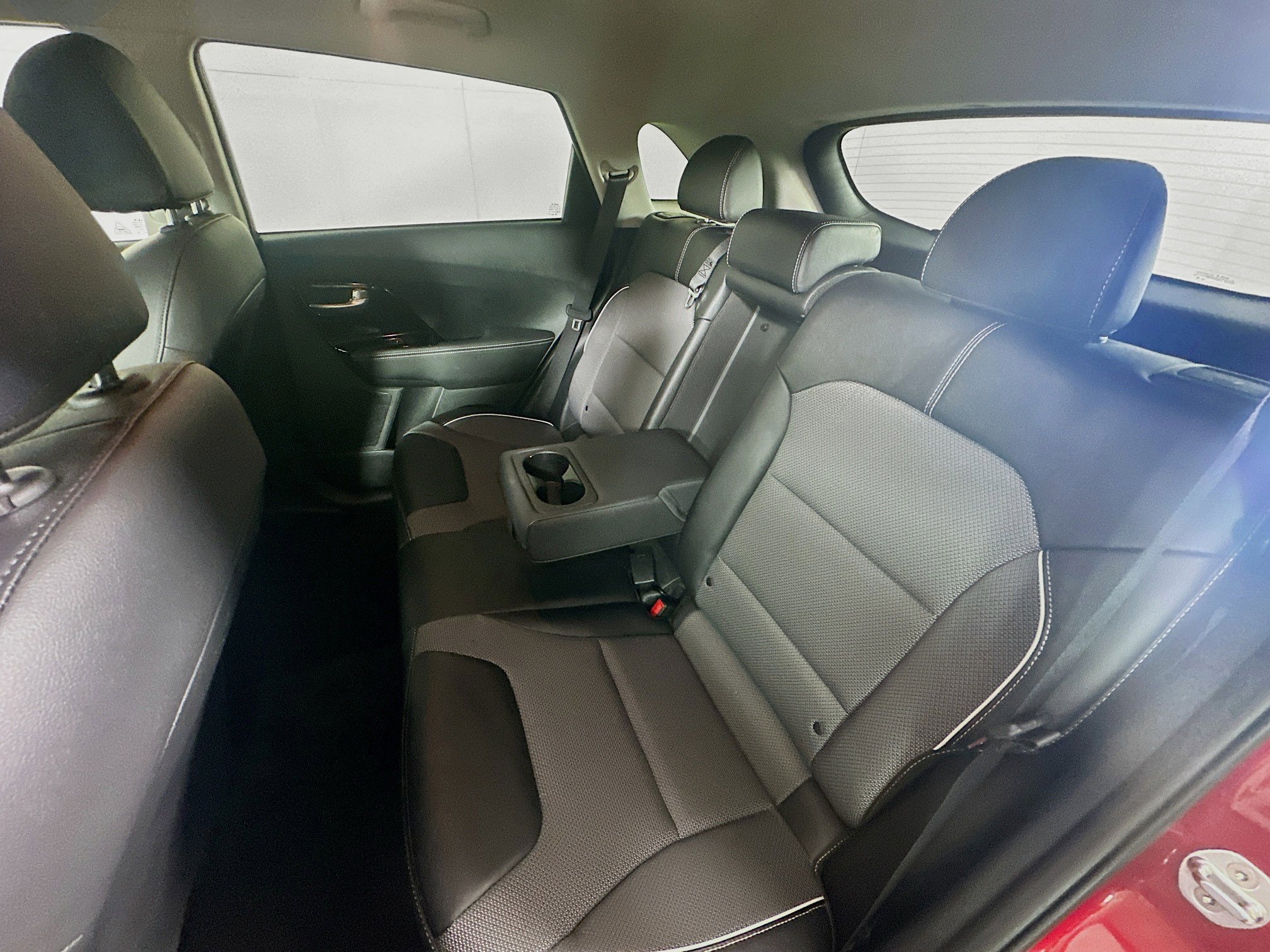 Used 2022 Kia Niro EX image 26