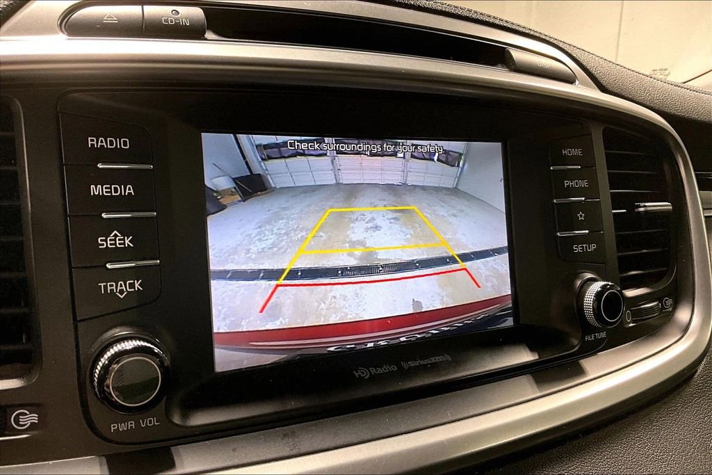 Used 2019 Kia Sorento EX image 28
