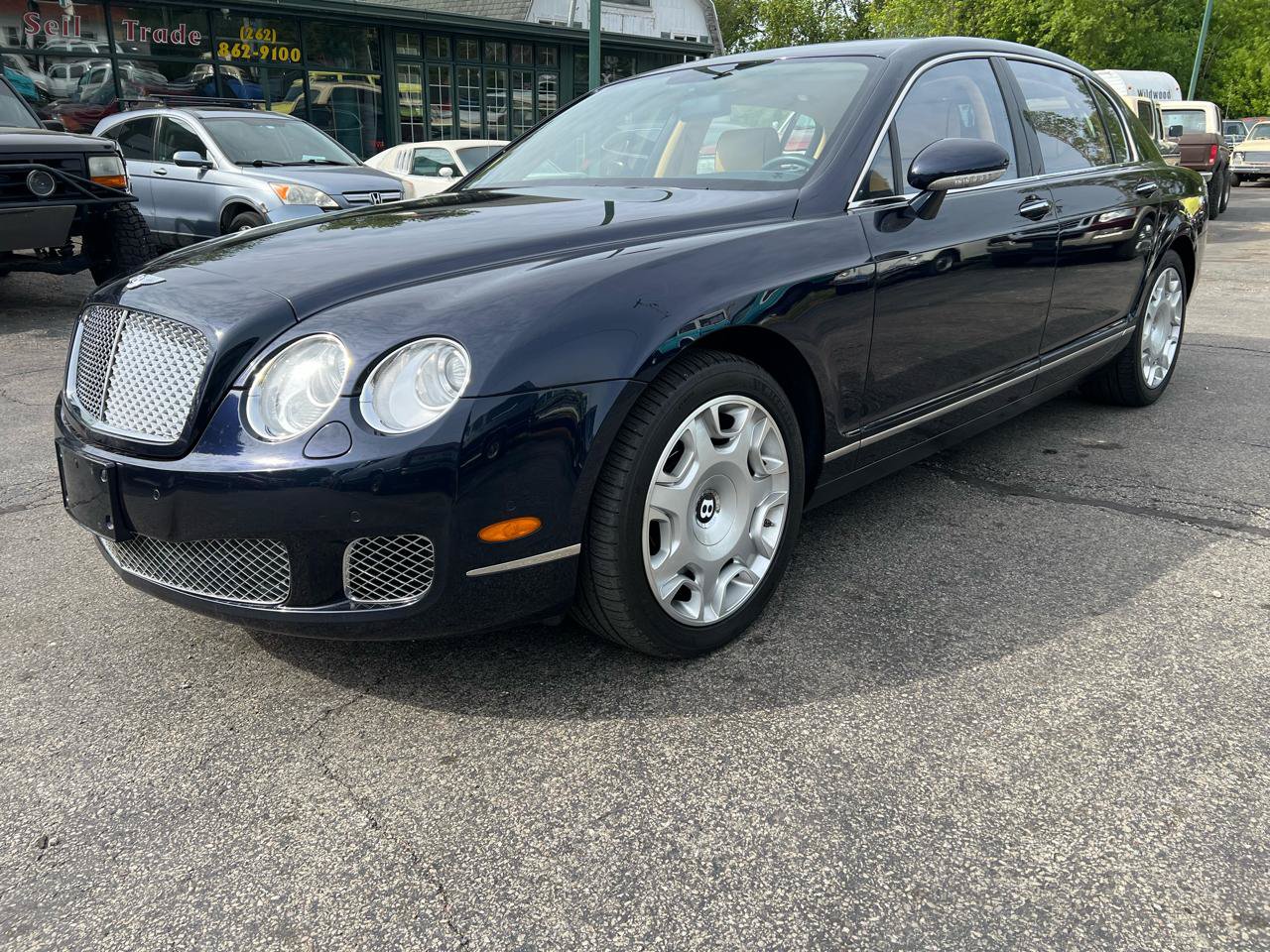 Used 2009 Bentley Flying Spur Flying Spur AWD/4WD image 2