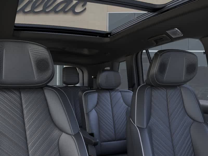 New 2027 Cadillac Vistiq Platinum w/ LPO, Floor Liner Package AWD/4WD image 24