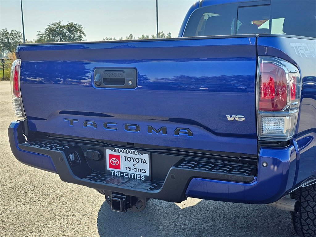 Used 2023 Toyota Tacoma TRD Off-Road image 13