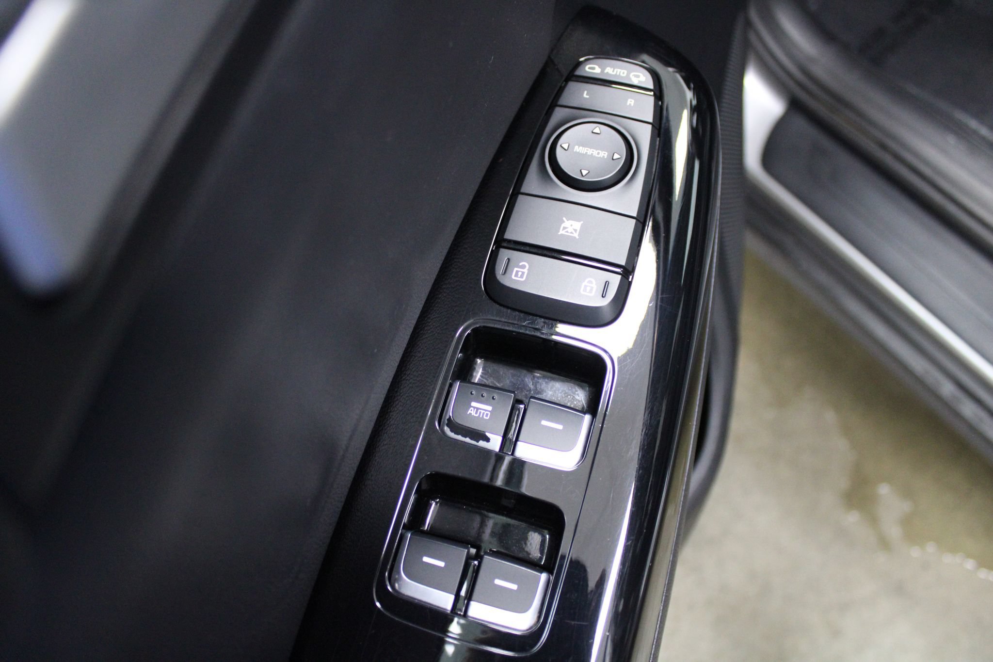 Used 2022 Kia Sportage EX FWD image 43