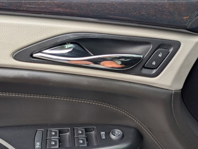 Used 2014 Cadillac SRX Luxury image 30