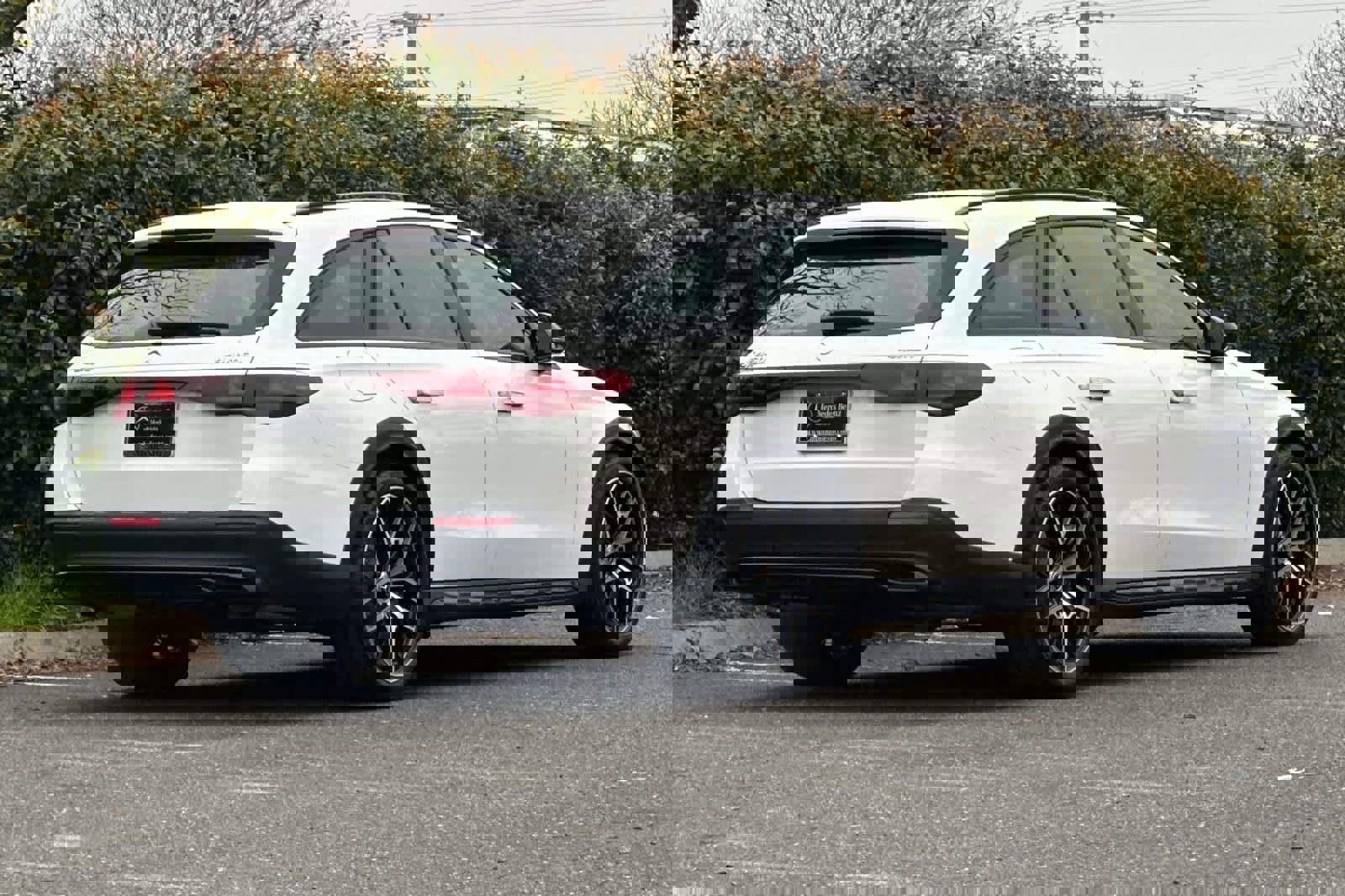 New 2026 Mercedes-Benz E 450 4MATIC All-Terrain Wagon image 3