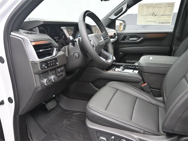 New 2026 GMC Yukon Denali w/ Denali Reserve Package image 7