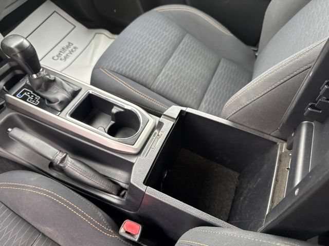 Used 2017 Toyota Tacoma SR5 AWD/4WD image 24