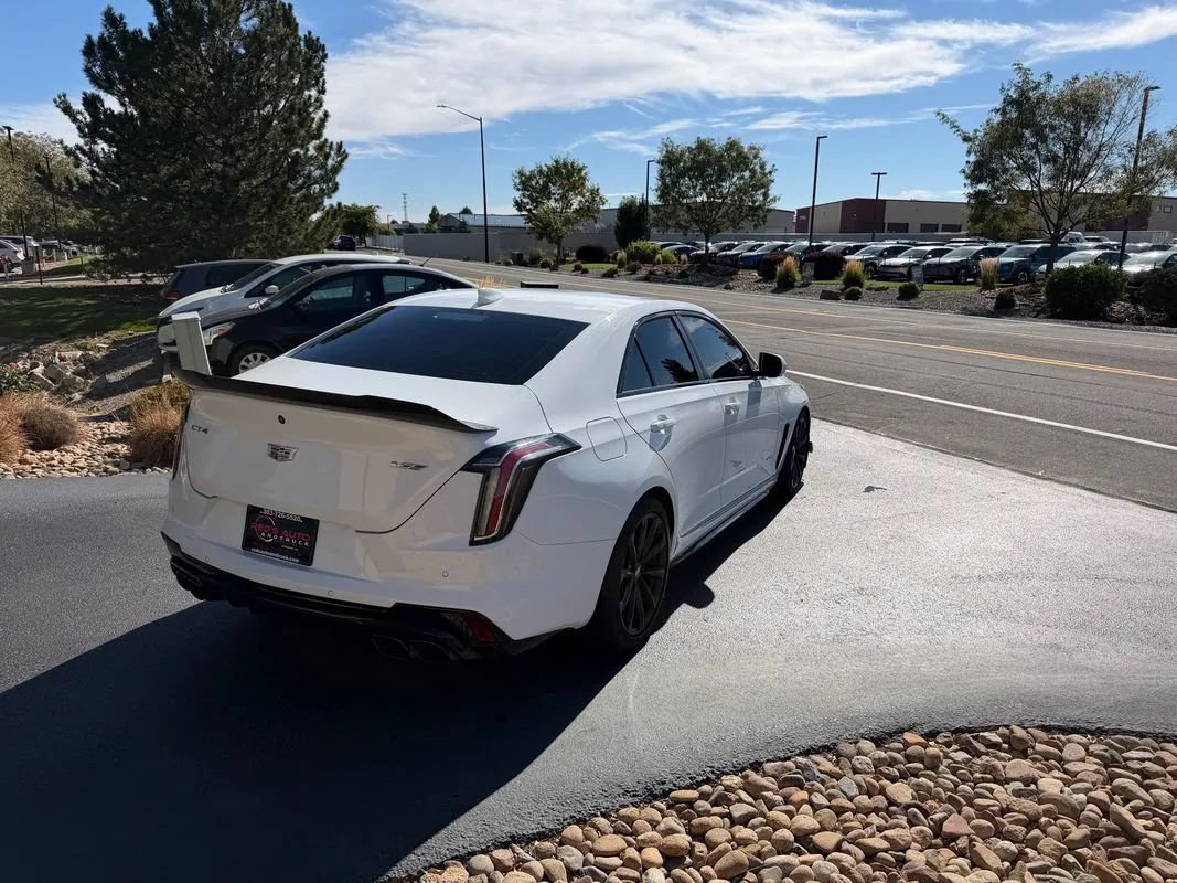 Used 2022 Cadillac CT4 V Blackwing w/ Carbon Fiber 1 Package RWD image 18