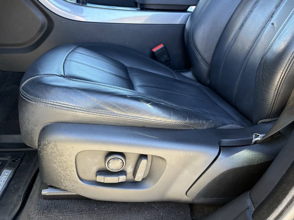 Used 2018 Land Rover Range Rover Sport SE image 13