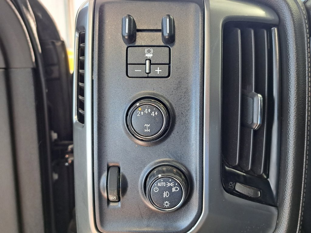 Used 2019 Chevrolet Silverado 2500 LTZ w/ Duramax Plus Package image 14
