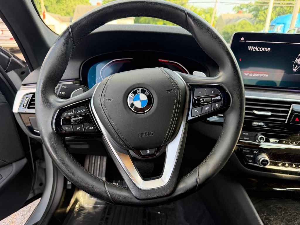 Used 2021 BMW 530i xDrive w/ Premium Package AWD/4WD image 29