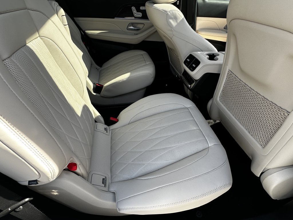 Certified 2025 Mercedes-Benz GLS 63 AMG 4MATIC image 18