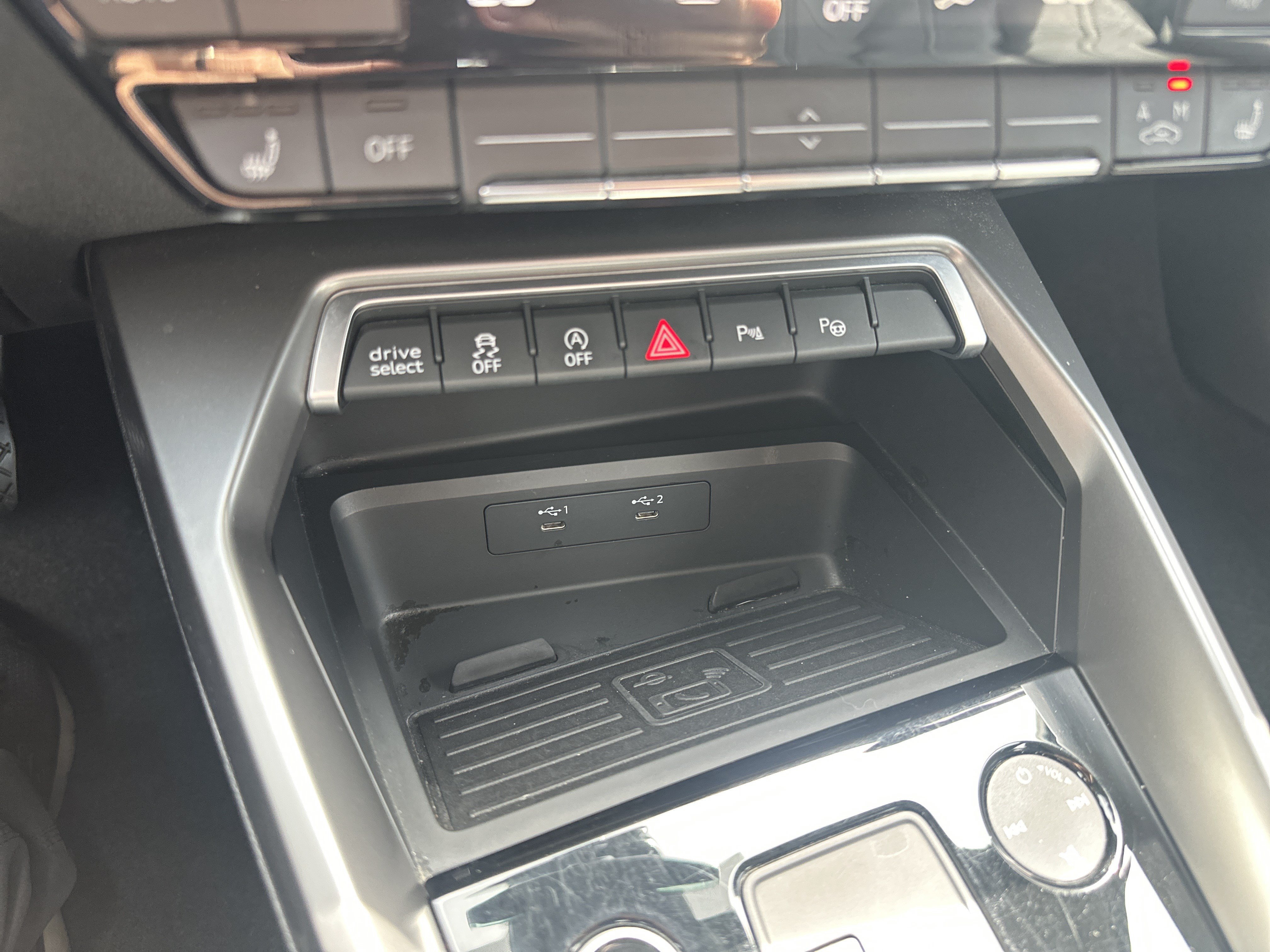 Used 2024 Audi A3 2.0T Premium FWD image 16