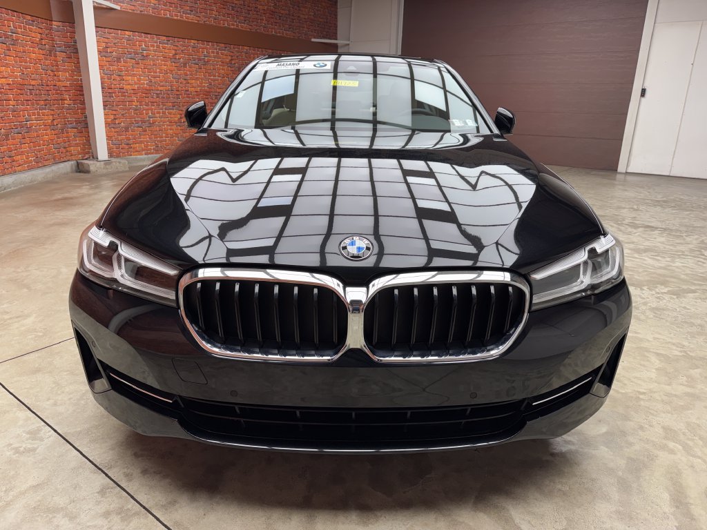 Certified 2023 BMW 530i xDrive w/ Convenience Package AWD/4WD image 7