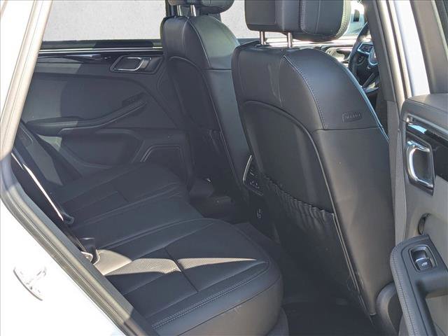 Used 2023 Porsche Macan Turbo image 19
