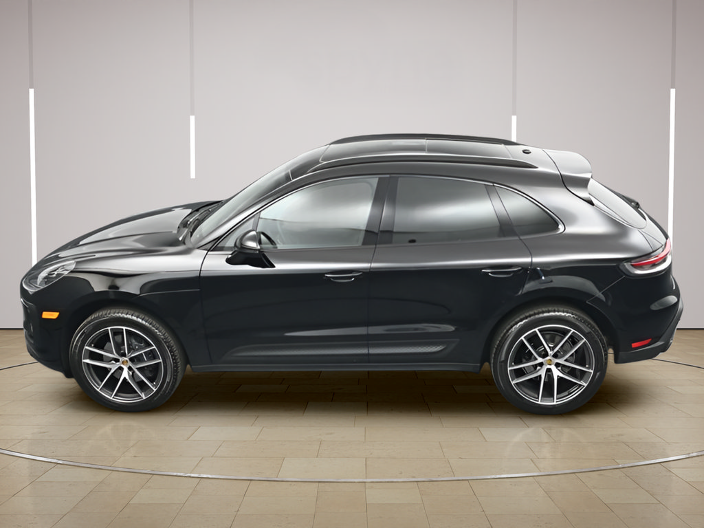 Certified 2026 Porsche Macan AWD/4WD image 33