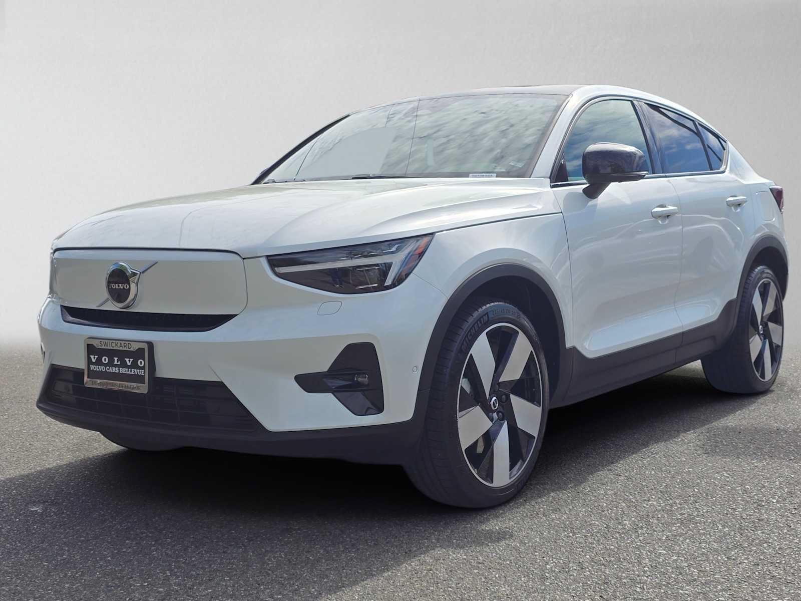 Certified 2023 Volvo C40 P8 Recharge Ultimate AWD/4WD image 8