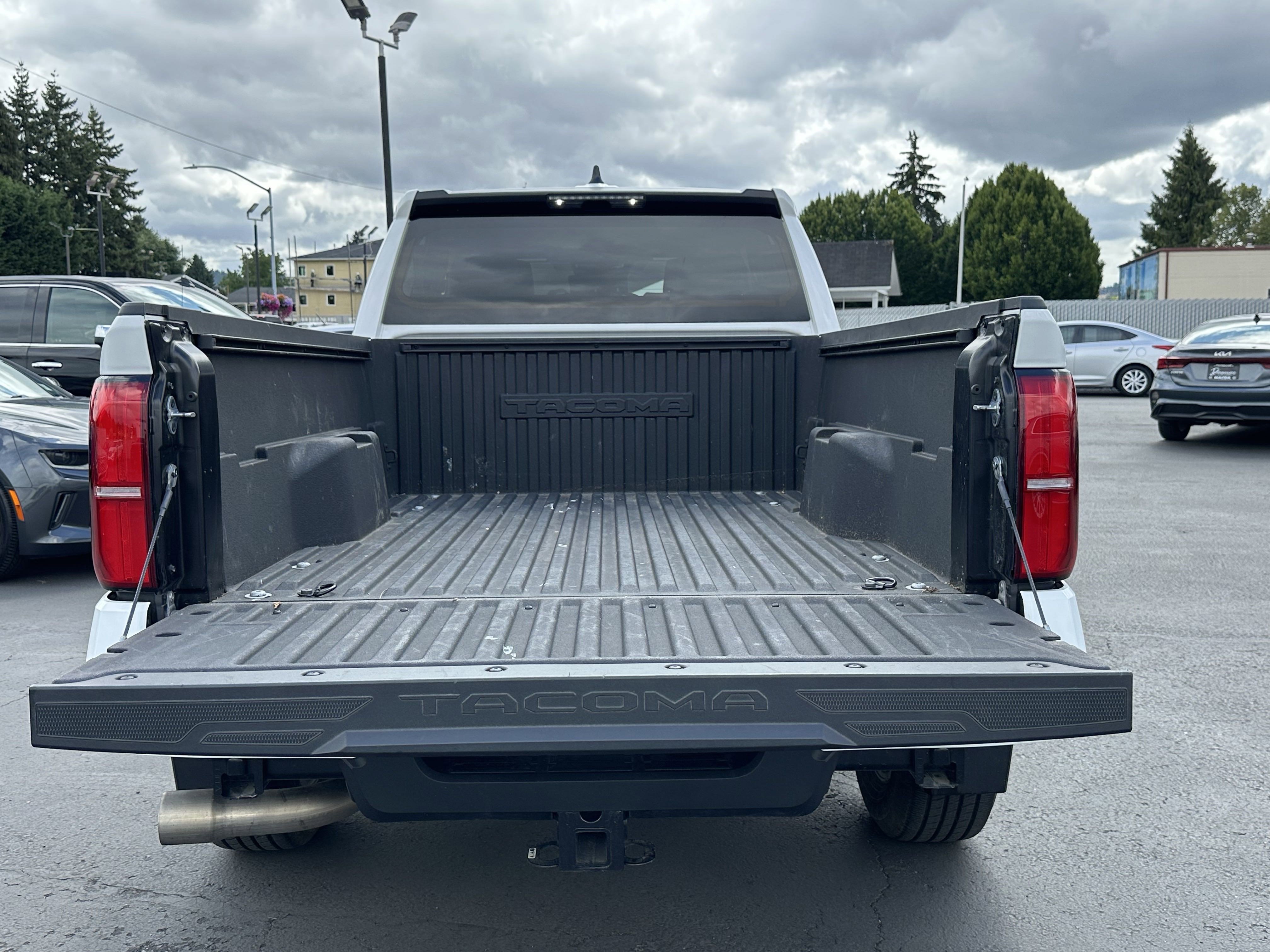 Used 2024 Toyota Tacoma SR5 image 16