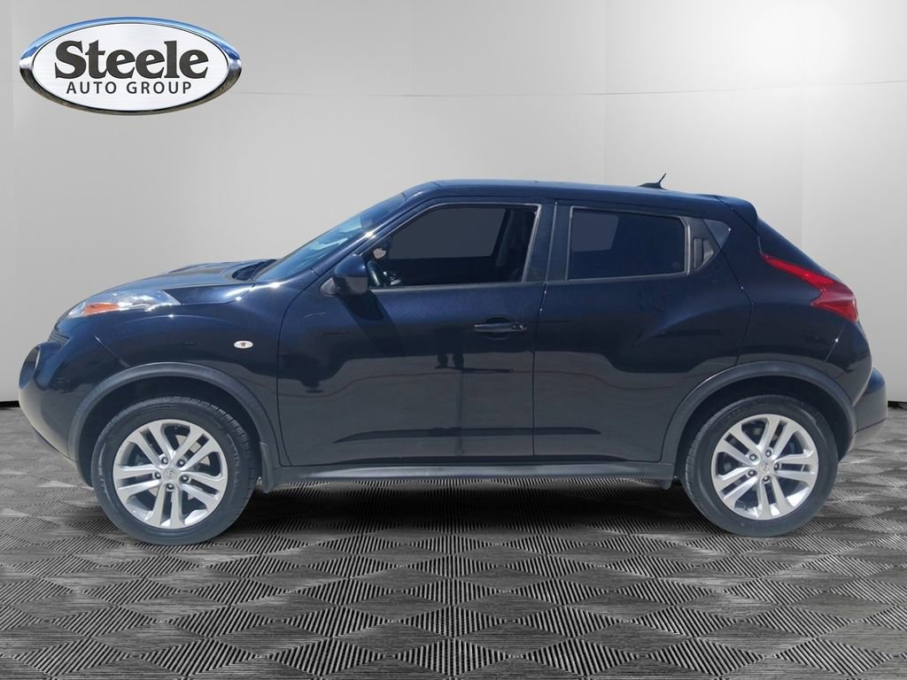 Used 2011 Nissan Juke SL image 2