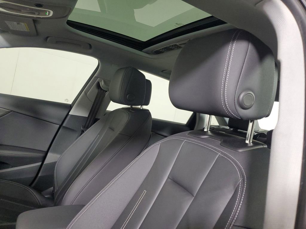 Used 2021 Audi A4 2.0T Premium Plus image 21