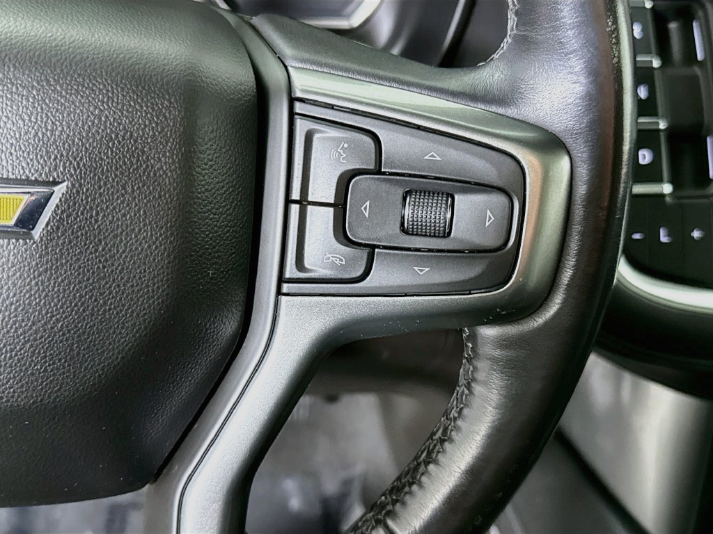 Used 2021 Chevrolet Suburban LT AWD/4WD image 22