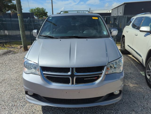Used 2018 Dodge Grand Caravan SXT FWD image 3