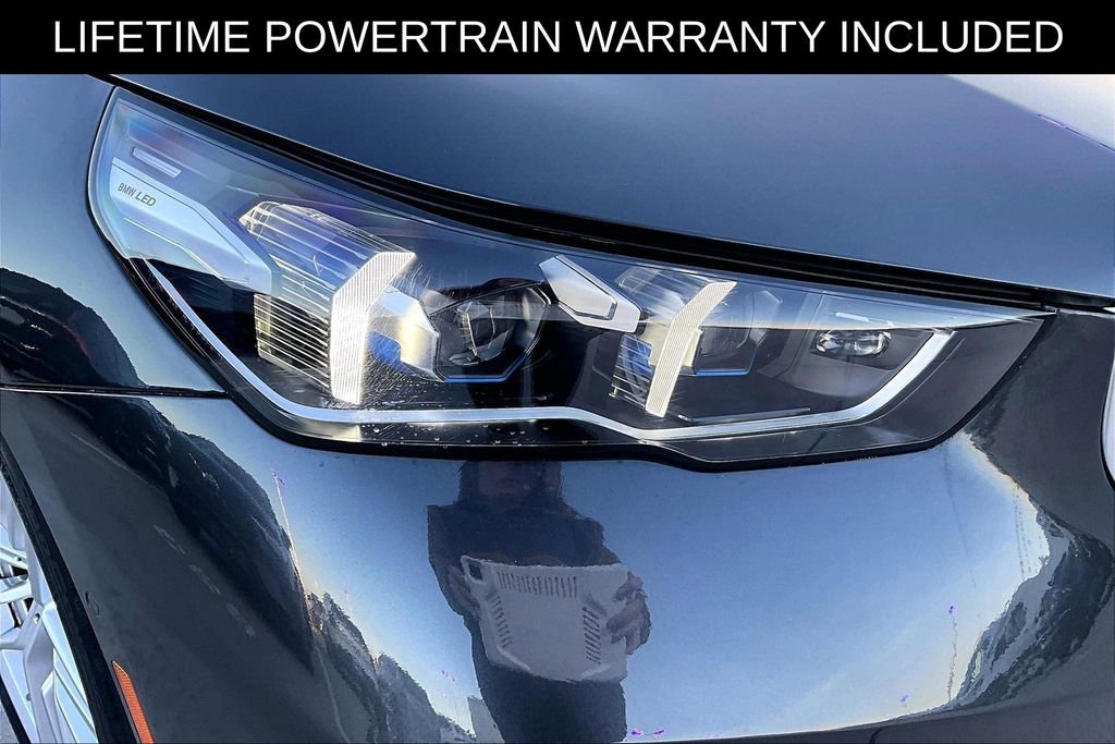 Used 2025 BMW 530i xDrive image 40