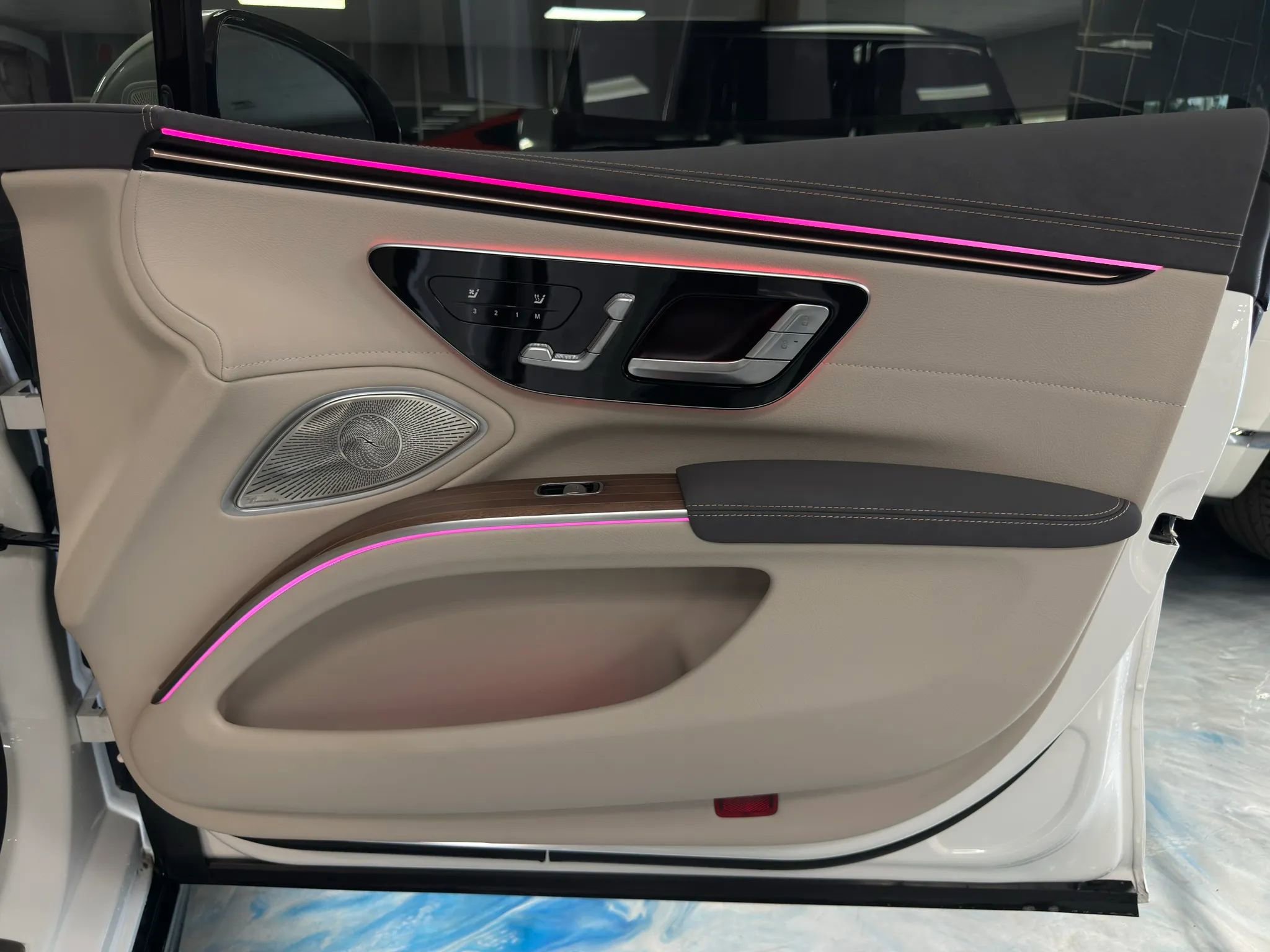 Used 2023 Mercedes-Benz EQS 580 4MATIC Sedan image 19