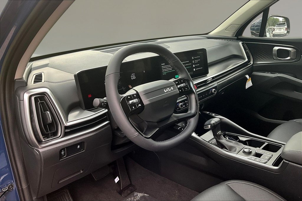 New 2026 Kia Sorento S w/ S Panoramic Sunroof Package FWD image 7