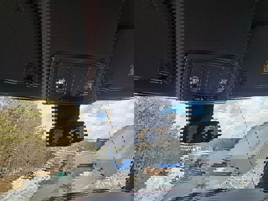 Used 2022 GMC Sierra 1500 SLT w/ SLT Premium Package image 16