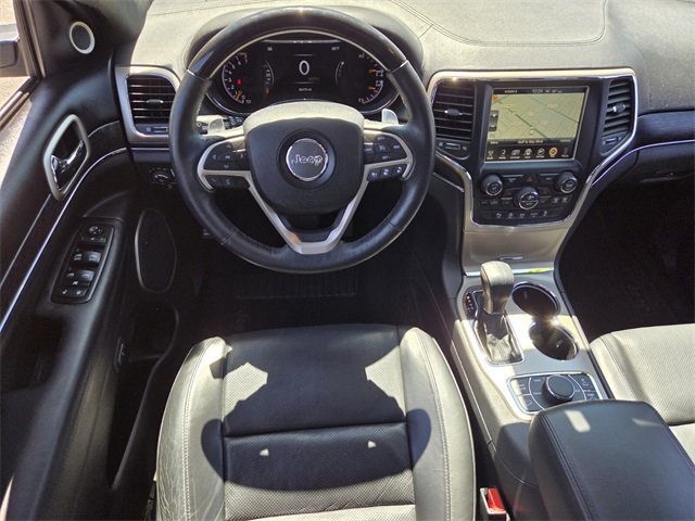 Used 2016 Jeep Grand Cherokee Summit w/ Platinum Series Group image 26