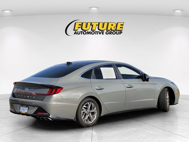 Used 2022 Hyundai Sonata SEL w/ Convenience Package FWD image 4
