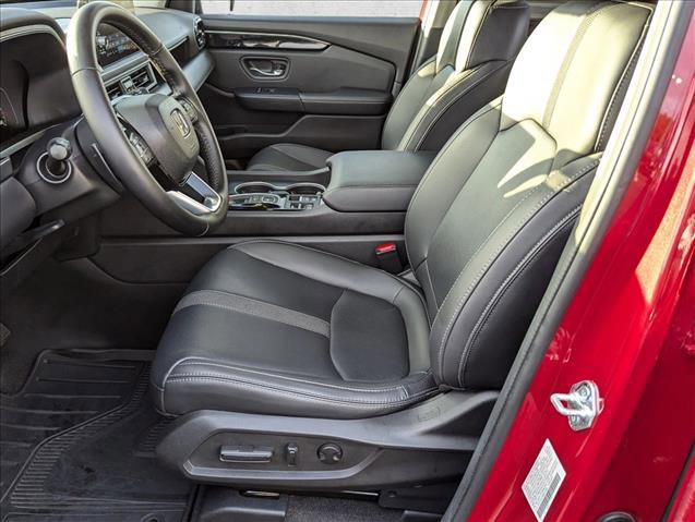 Used 2024 Honda Pilot Touring image 17