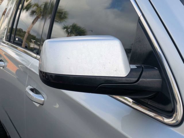 Used 2015 Chevrolet Suburban LT w/ Luxury Package RWD image 10