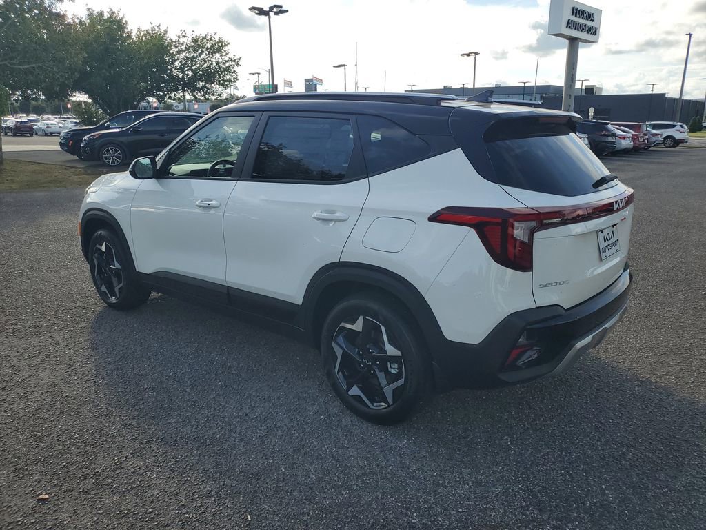 New 2026 Kia Seltos S image 3