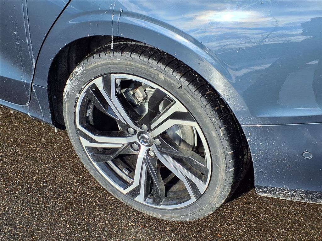 Used 2024 Volvo S60 B5 Plus image 50