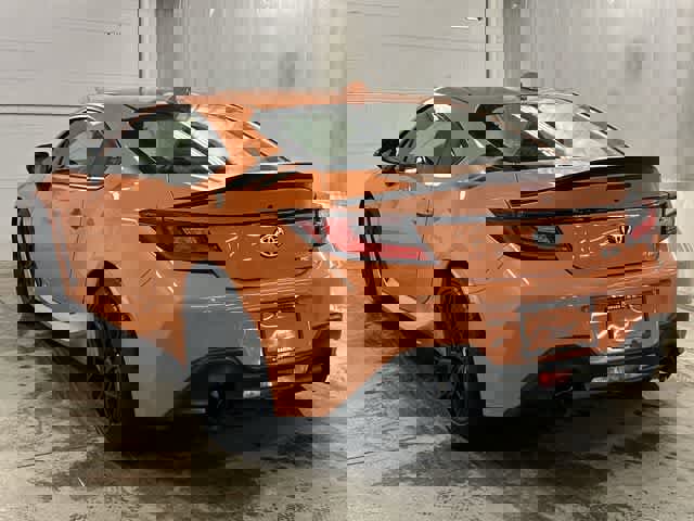 Used 2023 Toyota GR86 10th Anniversary SE image 31