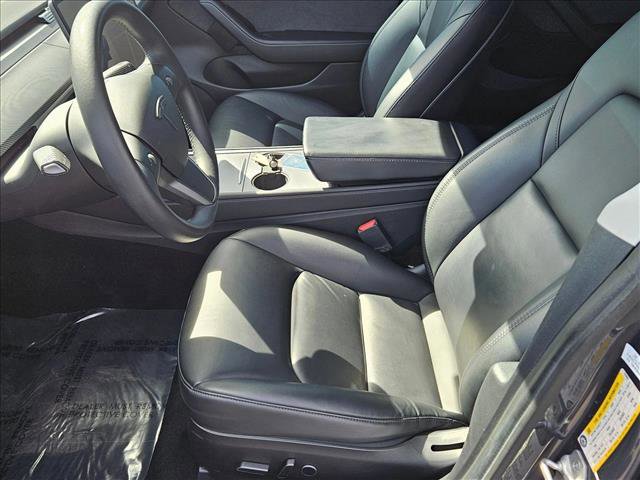 Used 2021 Tesla Model 3 Performance image 14