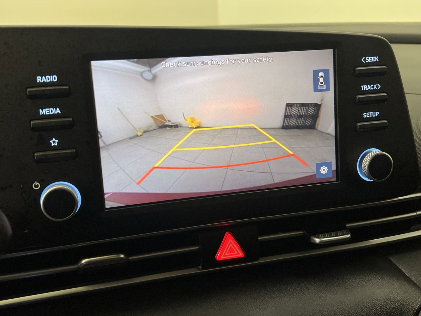 Used 2023 Hyundai Elantra SEL image 17