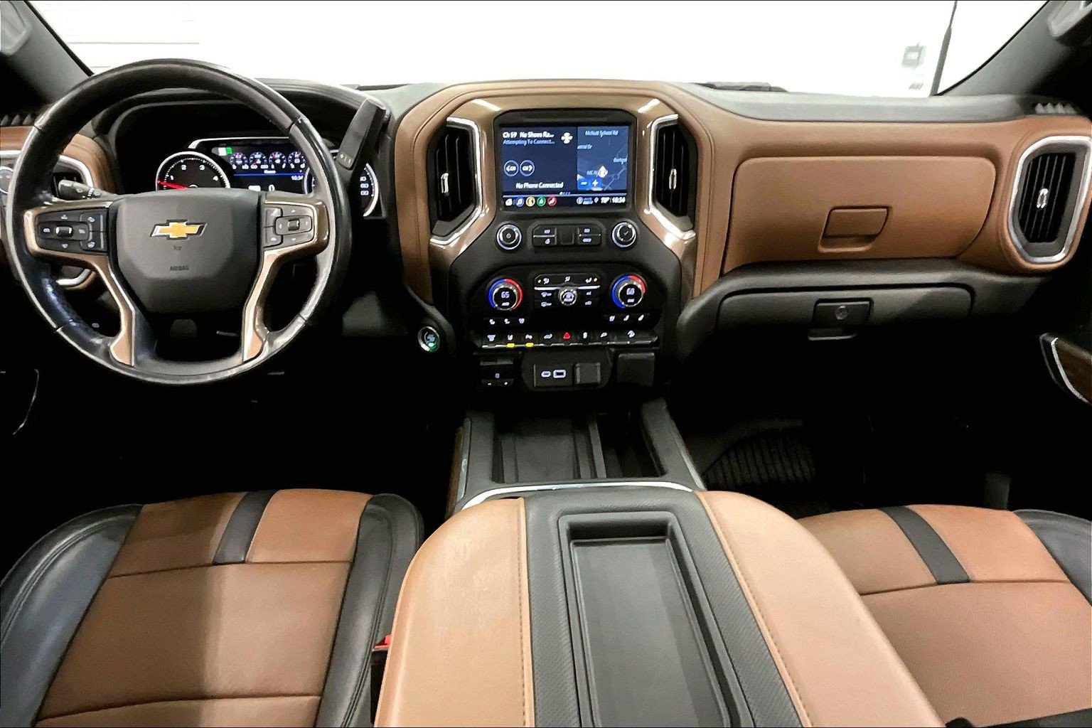 Used 2022 Chevrolet Silverado 3500 High Country w/ Safety Package II AWD/4WD image 16