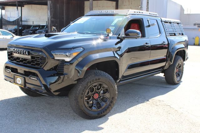 Used 2024 Toyota Tacoma TRD Pro AWD/4WD image 22